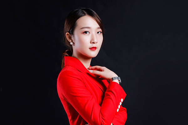 时尚白领化妆培训课程