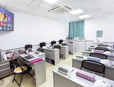 首脑学校环境
